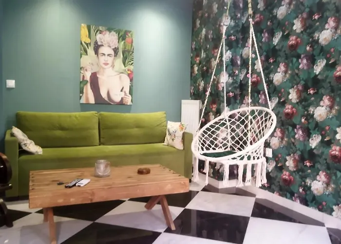 Art Deco Chess Casa, Apartment With Private Patio